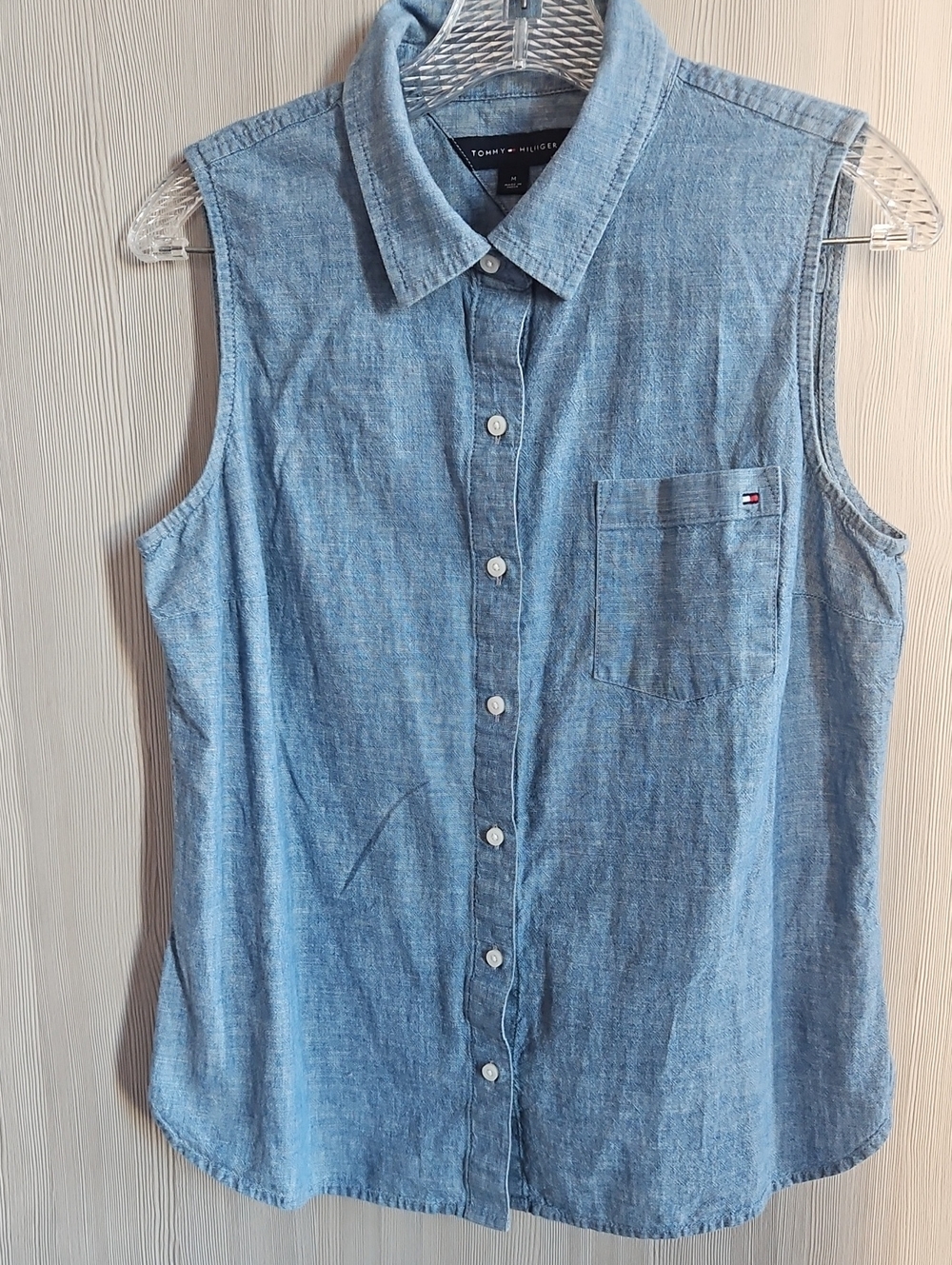 Tommy Hilfiger Blue Collared Sleeveless Button Down Shirt Size Medium